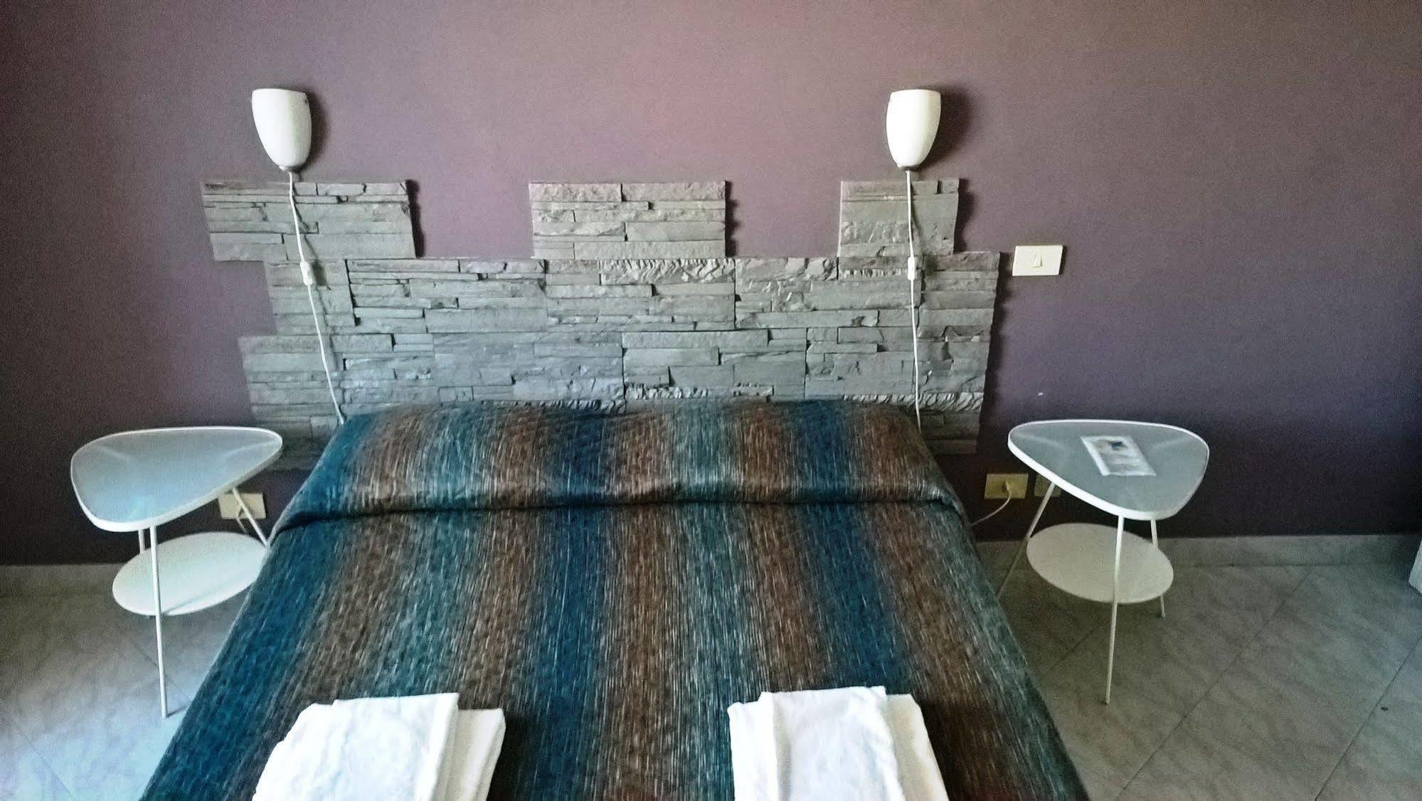 Gigi Holiday Rooms Rome Exterior photo